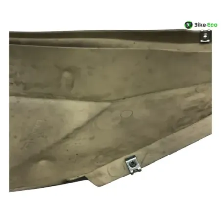 Cache carenage coque arriere gauche QUADRO 350 S 3D 2013-2018
