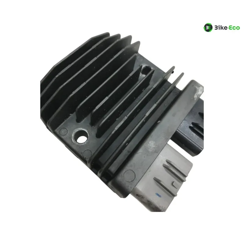 Regulateur charge batterie YAMAHA MT07 700 2018-2020