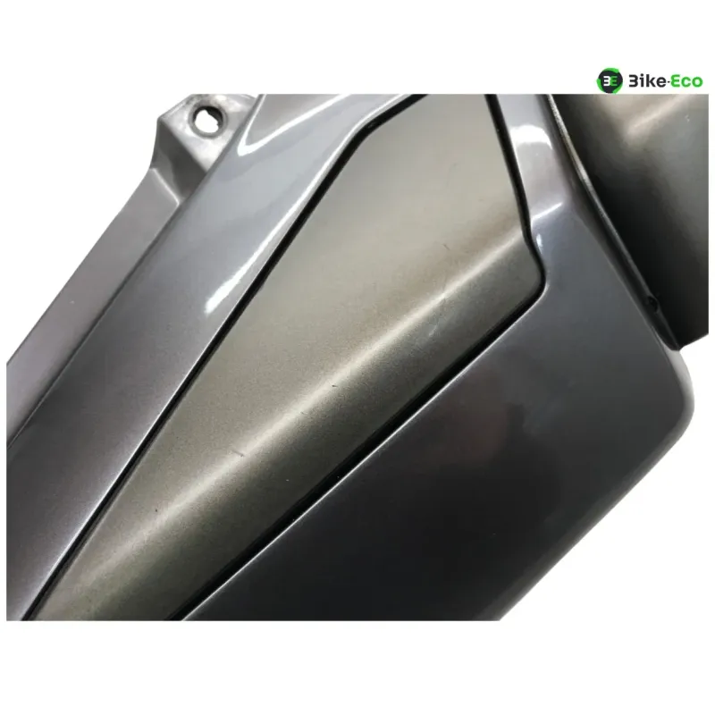 Cache carenage sous selle droit MOTO GUZZI BREVA 750 2003-2009