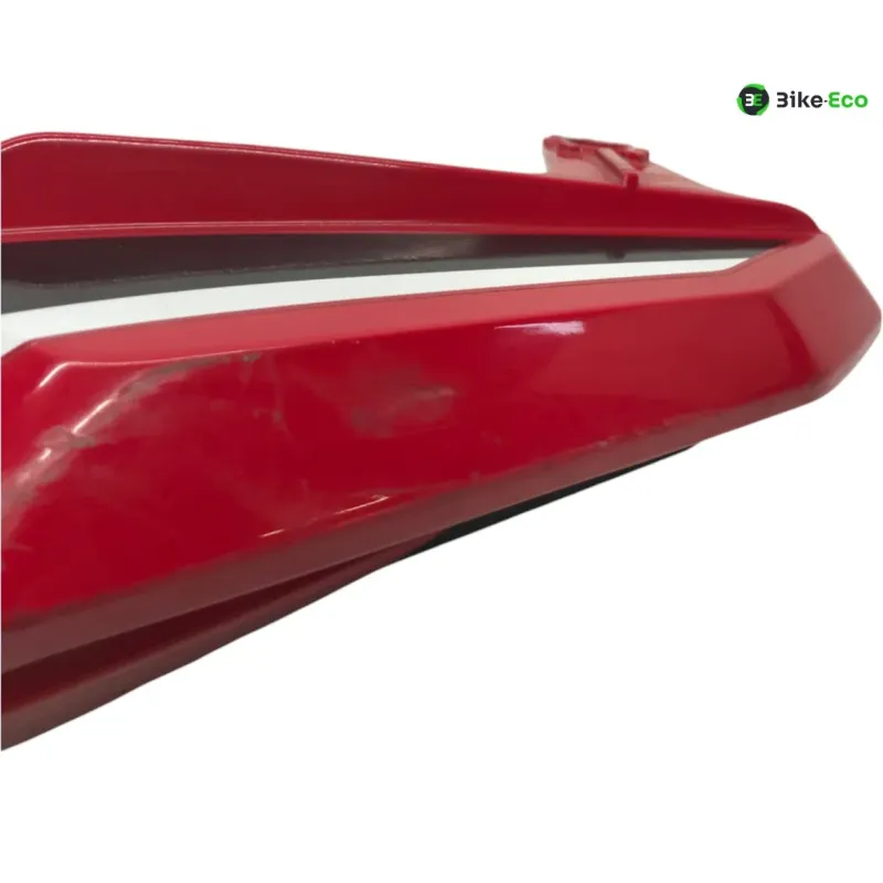 Cache carenage coque arriere gauche HONDA CBR 650 R 2021-2023
