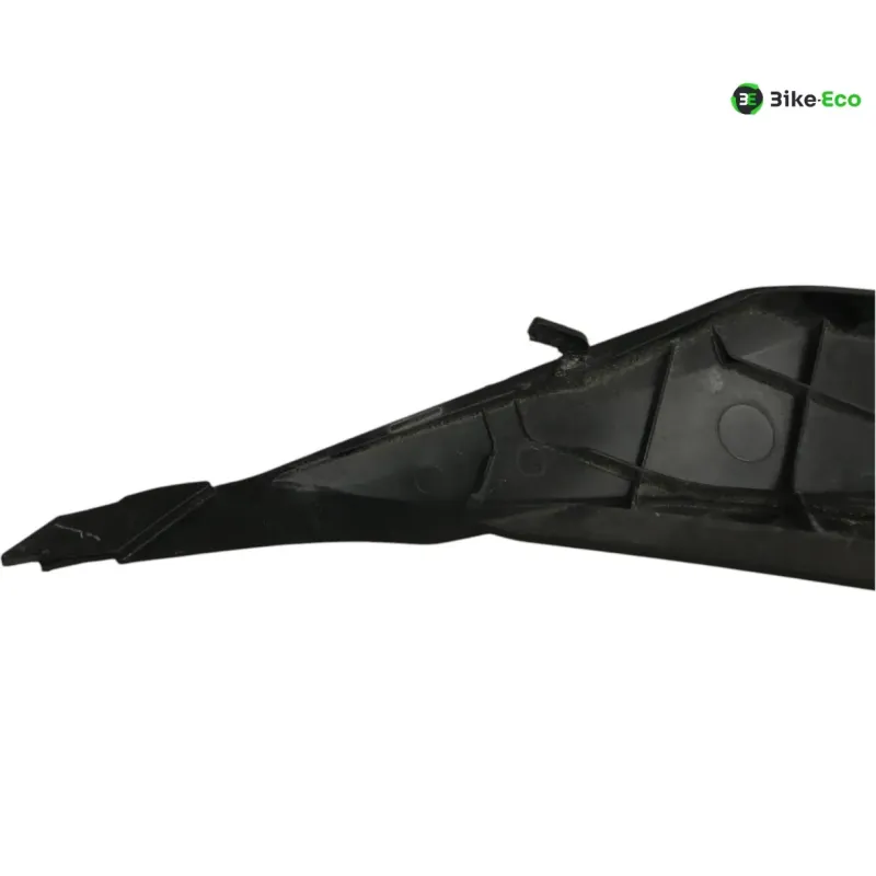 Cache carenage sous selle droit HONDA CBR 650 R 2021-2023