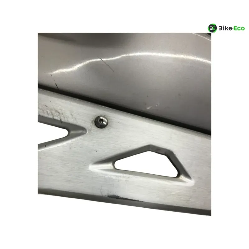 Cache carenage coque arriere gauche SUZUKI GSX F 750 1989-1997