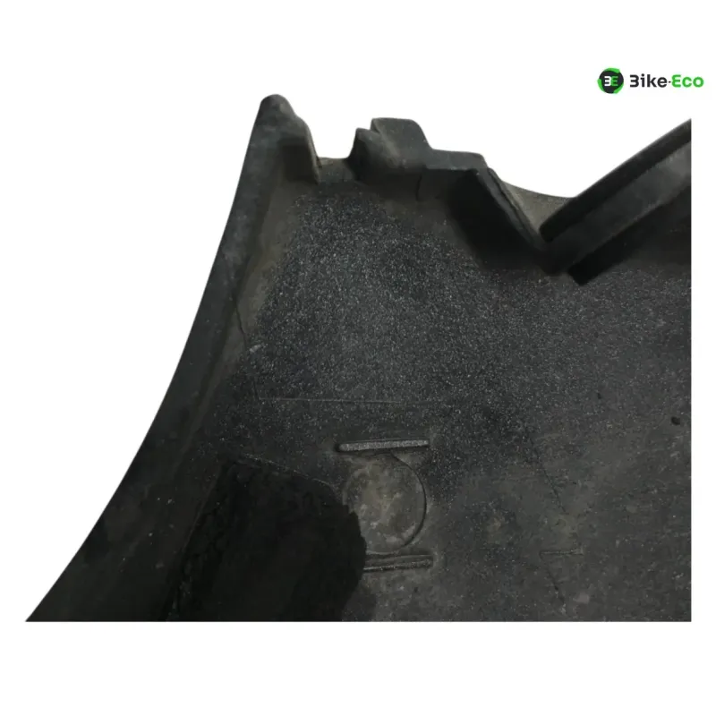 Cache carenage coque arriere gauche SUZUKI GSX F 750 1989-1997