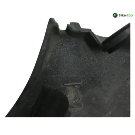 Cache carenage coque arriere gauche SUZUKI GSX F 750 1989-1997