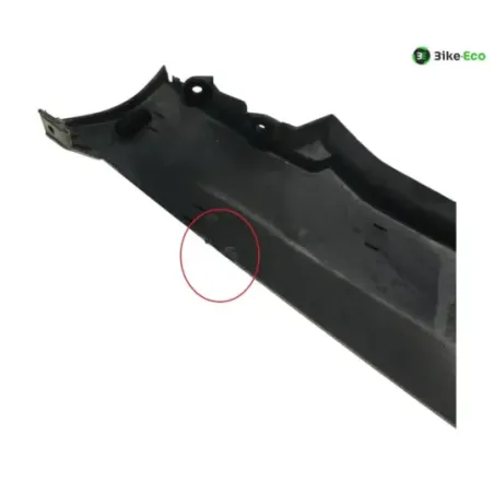 Cache carenage coque arriere gauche SUZUKI GSX F 750 1989-1997