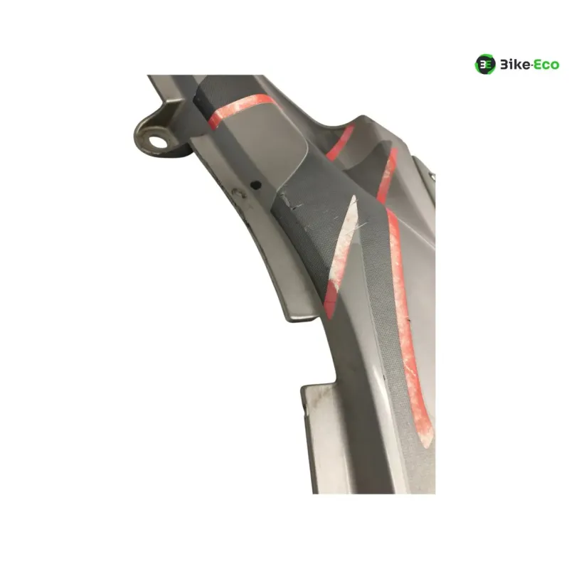 Cache carenage coque arriere droit SUZUKI GSX F 750 1989-1997