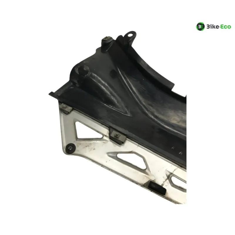 Cache carenage coque arriere droit SUZUKI GSX F 750 1989-1997