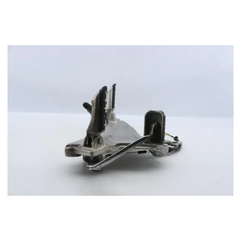 Platine avant droite HONDA ST 1100 PAN EUROPEAN 1990 - 1995