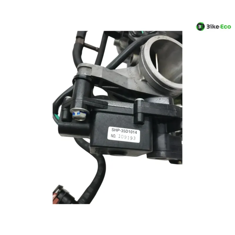 Rampe d'injection KAWASAKI Z 650 2020-2024