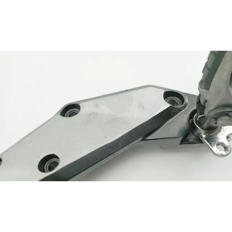 Platine avant droite KAWASAKI GPZ 1100 1995 - 1998