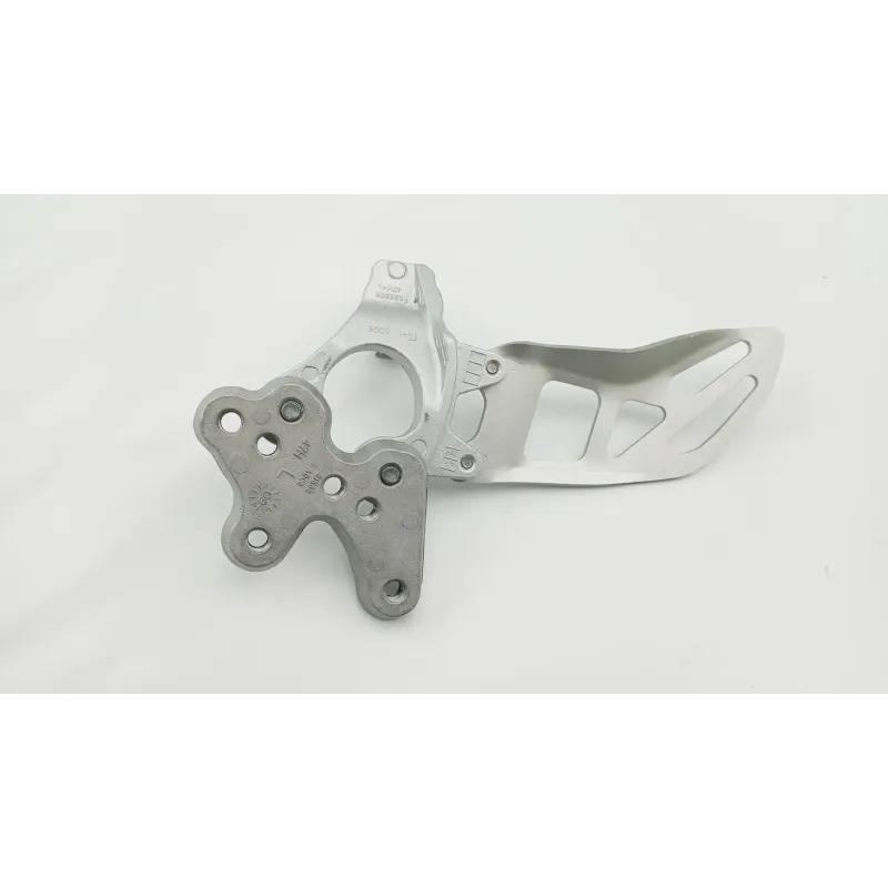 Platine avant gauche SUZUKI GSXR 1000 2009 - 2011