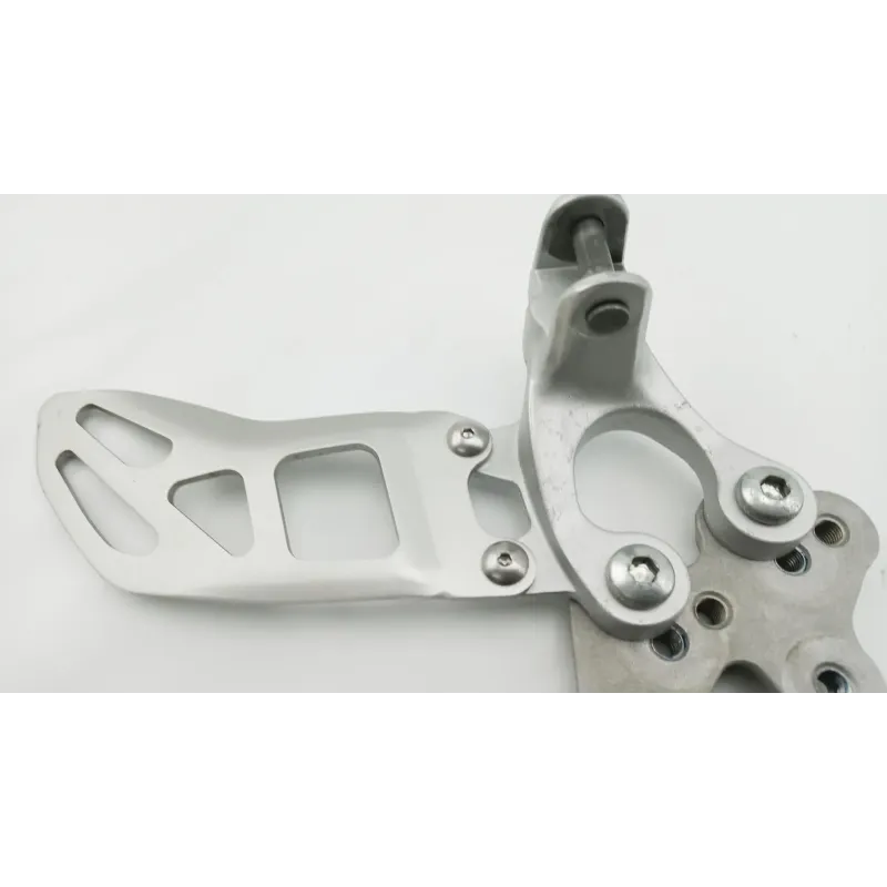 Platine avant gauche SUZUKI GSXR 1000 2009 - 2011