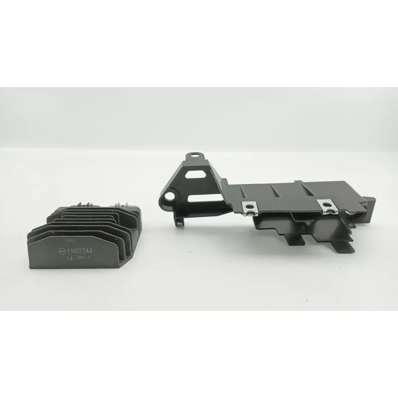 Regulateur charge batterie YAMAHA MT07 700 ABS 2021 - 2022