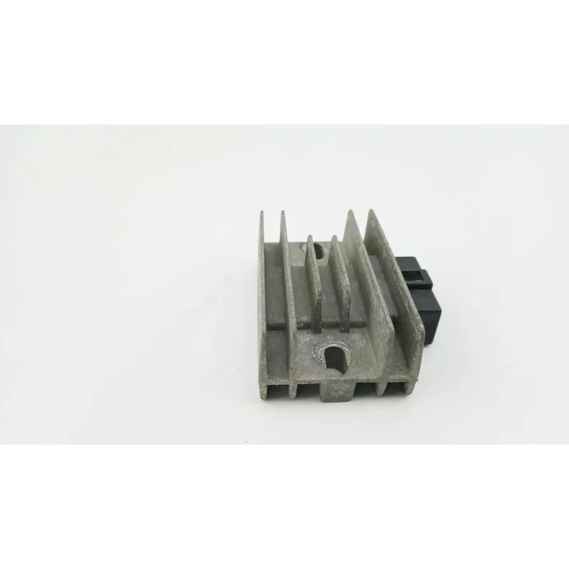 Regulateur charge batterie HYOSUNG GV 125 AQUILA 2000 - 2008
