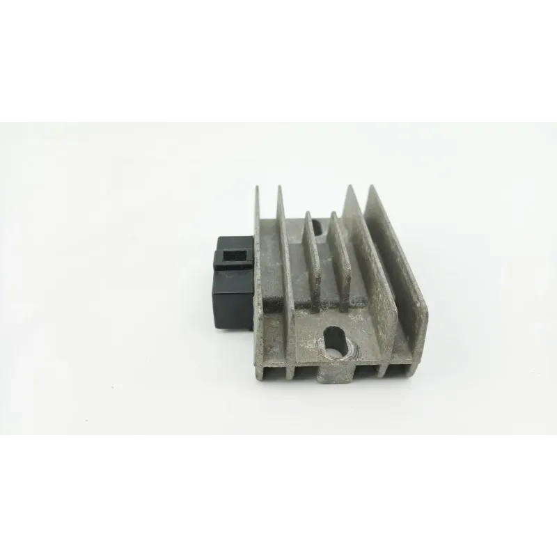 Regulateur charge batterie HYOSUNG GV 125 AQUILA 2000 - 2008