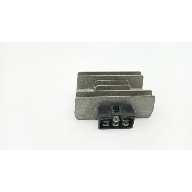 Regulateur charge batterie HYOSUNG GV 125 AQUILA 2000 - 2008