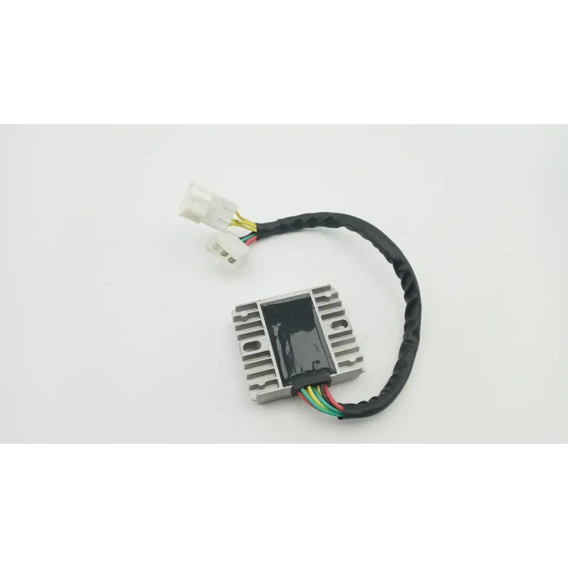Regulateur charge batterie HONDA CBR 900 RR FIREBLADE 2002 - 2003