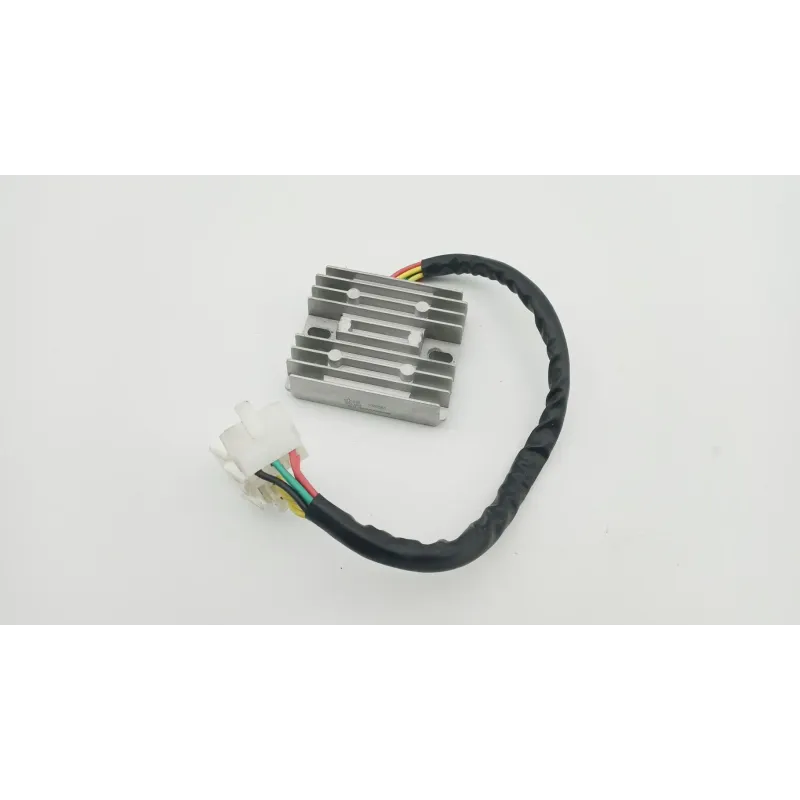 Regulateur charge batterie HONDA CBR 900 RR FIREBLADE 2002 - 2003