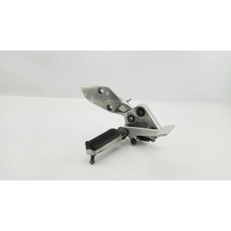 Platine avant droite YAMAHA FZS 1000 FAZER 2001 - 2005
