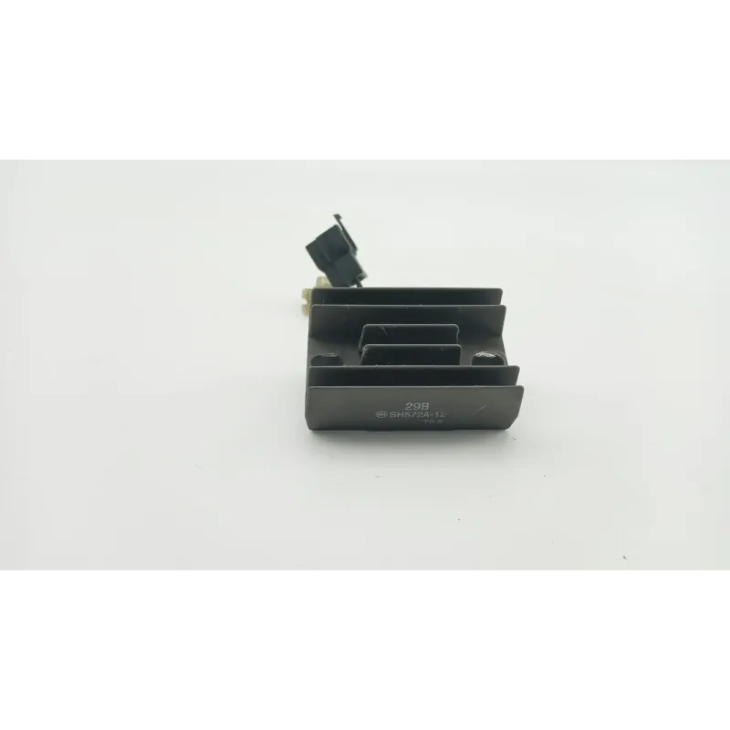 Regulateur charge batterie SUZUKI GZ 125 MARAUDER 1998 - 2000