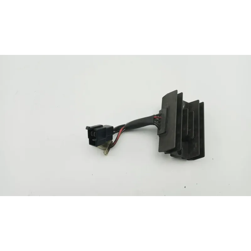 Regulateur charge batterie SUZUKI GZ 125 MARAUDER 1998 - 2000