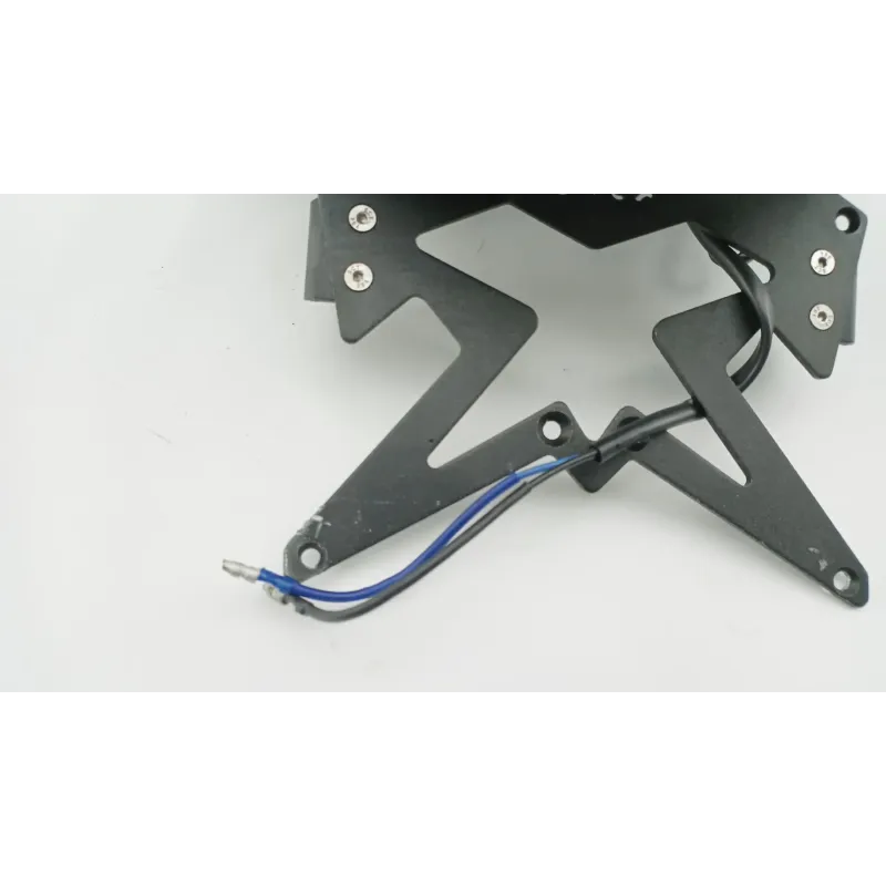 Support de plaque et eclairage YAMAHA FZ8 800 2010 - 2016
