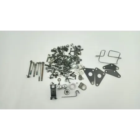 Kit visserie SUZUKI VL 125 INTRUDER 2000 - 2001