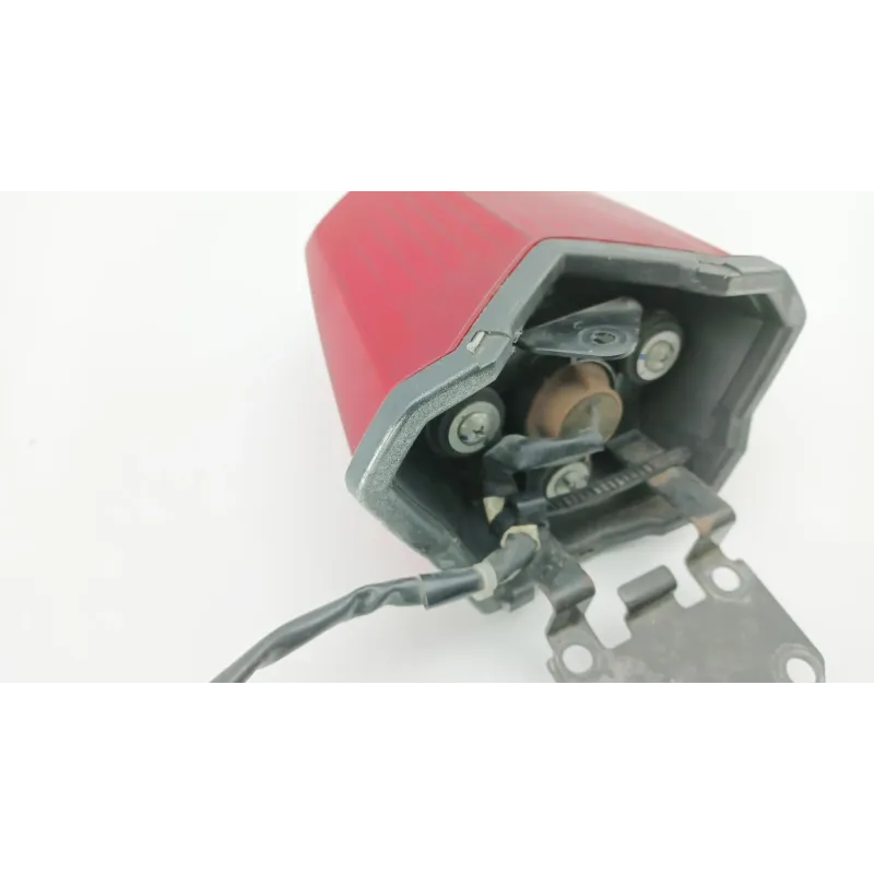 Feu arriere YAMAHA XJ6 600 2009 - 2016