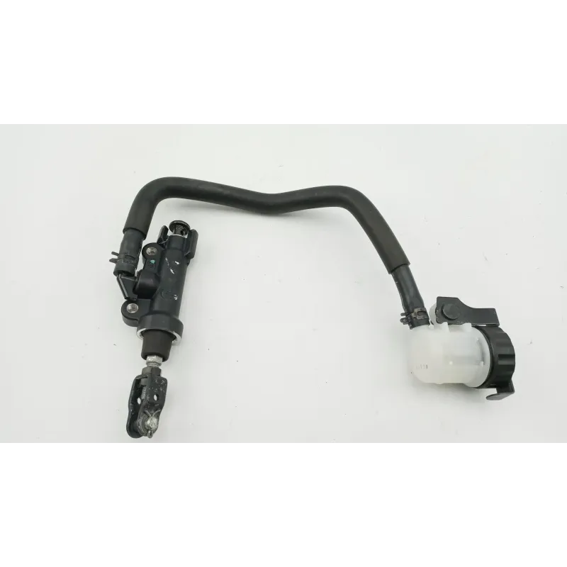 Maitre cylindre frein arriere YAMAHA MT09 900 ABS 2017 - 2020