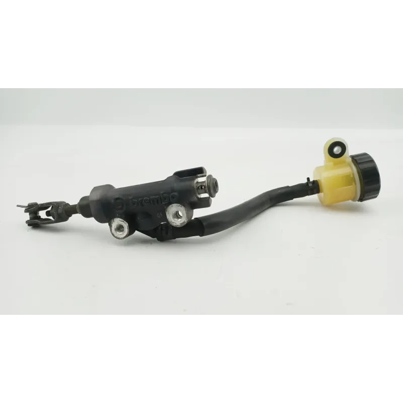 Maitre cylindre frein arriere YAMAHA FZ1 1000 FAZER S 2006 - 2010