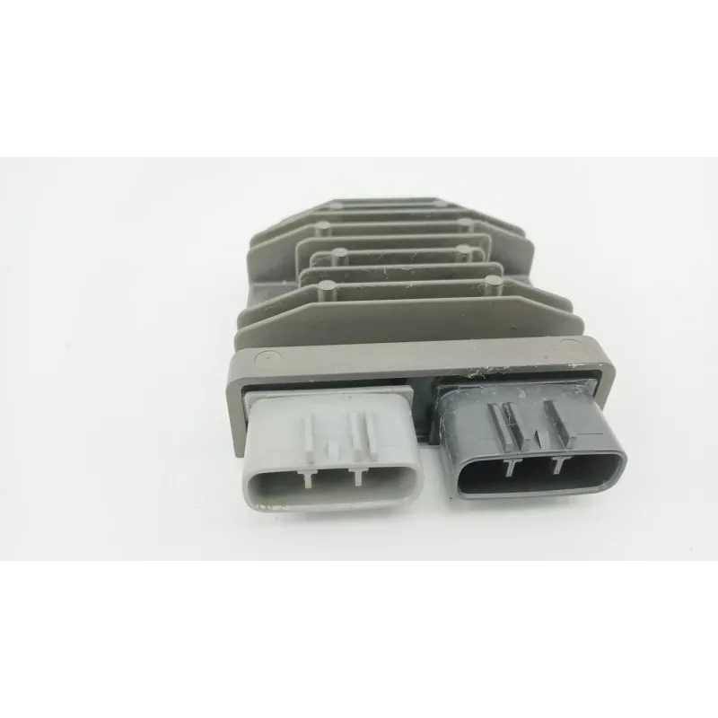 Regulateur charge batterie TRIUMPH STREET TRIPLE 675 R ABS 2013 - 2016