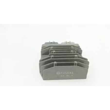 Regulateur charge batterie TRIUMPH STREET TRIPLE 675 R ABS 2013 - 2016