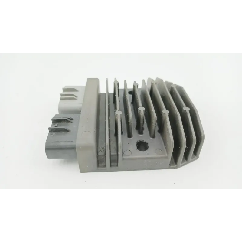 Regulateur charge batterie TRIUMPH STREET TRIPLE 675 R ABS 2013 - 2016
