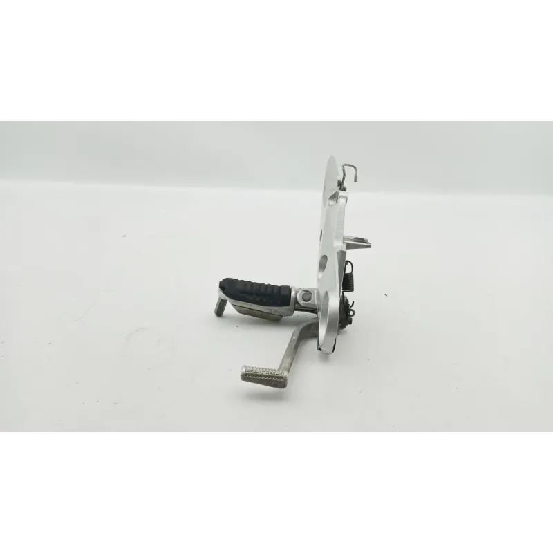 Platine avant droite SUZUKI GSX 1300 BKING 2007 - 2011