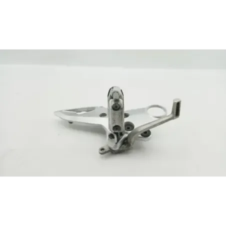 Platine avant droite SUZUKI GSX 1300 BKING 2007 - 2011