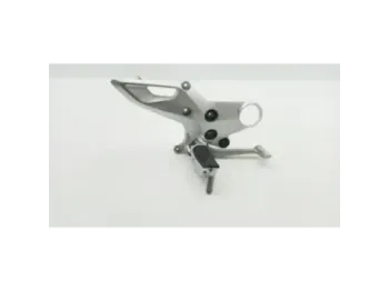 Platine avant droite SUZUKI GSX 1300 BKING 2007 - 2011
