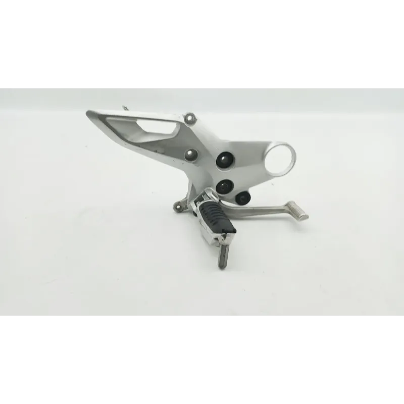 Platine avant droite SUZUKI GSX 1300 BKING 2007 - 2011