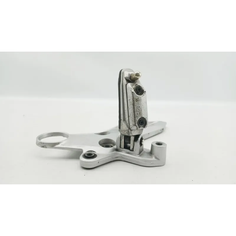 Platine avant gauche SUZUKI GSX 1300 BKING 2007 - 2011