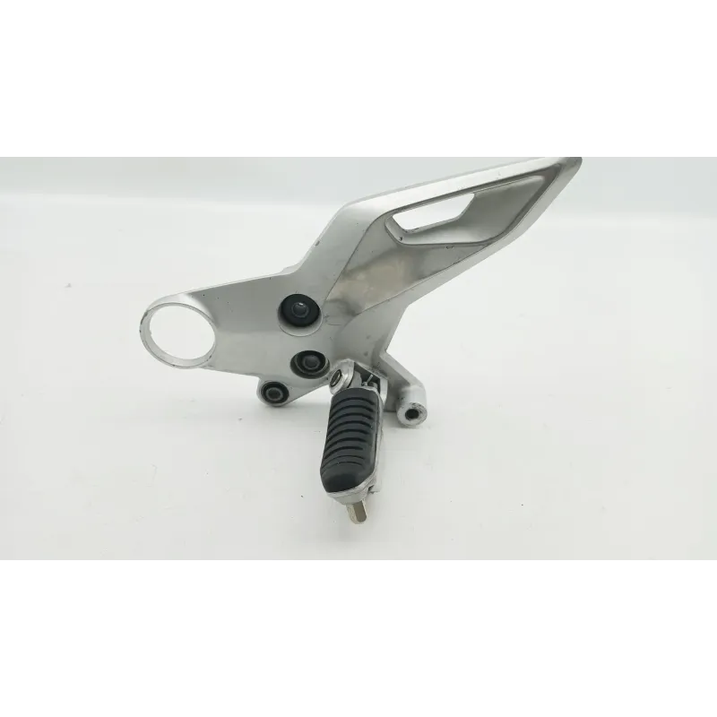 Platine avant gauche SUZUKI GSX 1300 BKING 2007 - 2011