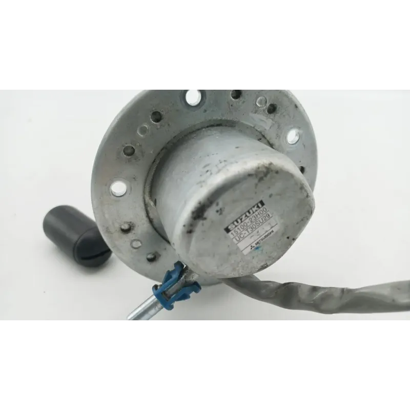 Pompe a essence SUZUKI GSX 1300 BKING 2007 - 2011