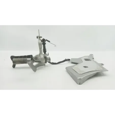 Platine avant droite HONDA CBR 1000 F 1989 - 1992