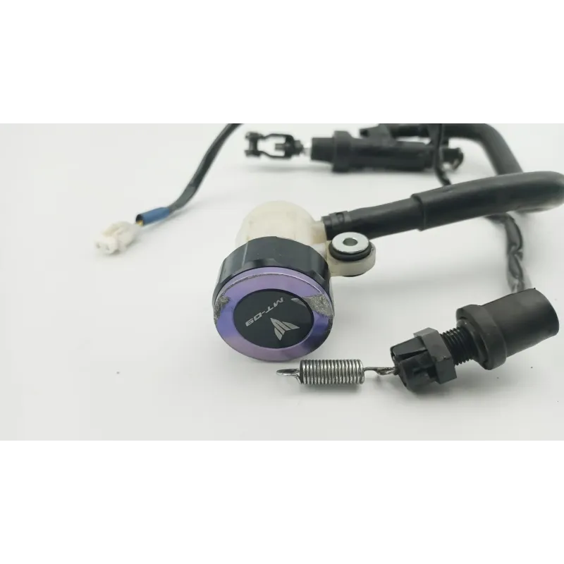 Maitre cylindre frein arriere YAMAHA MT09 900 ABS 2017 - 2020