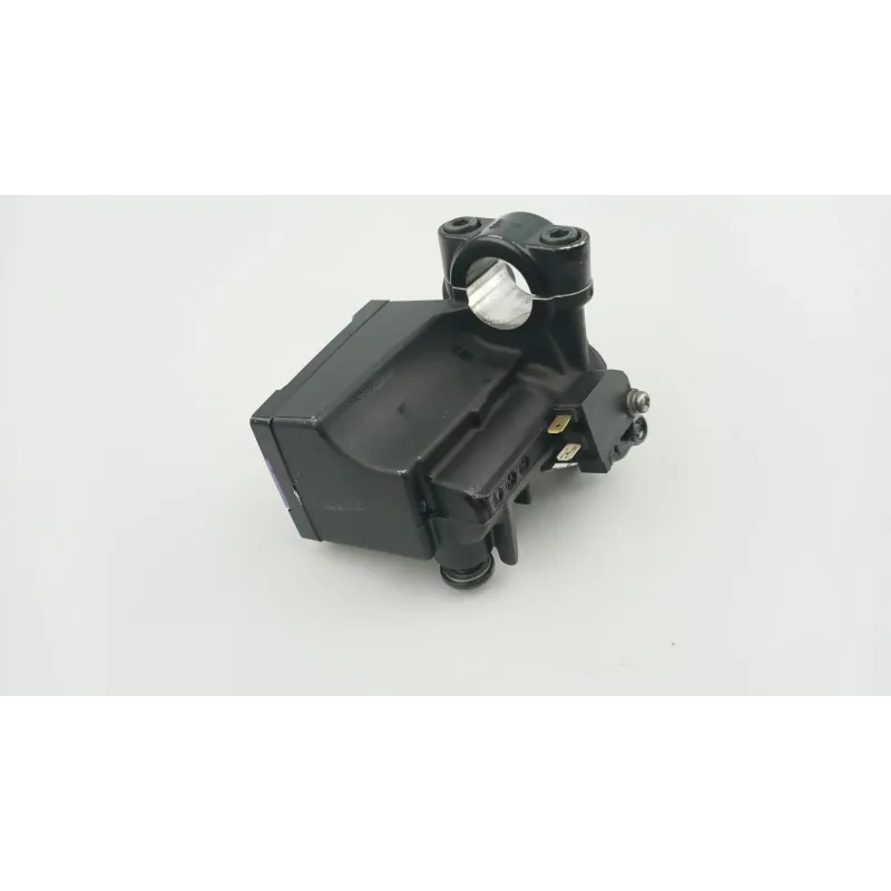 Maitre cylindre frein avant YAMAHA MT09 900 ABS 2017 - 2020
