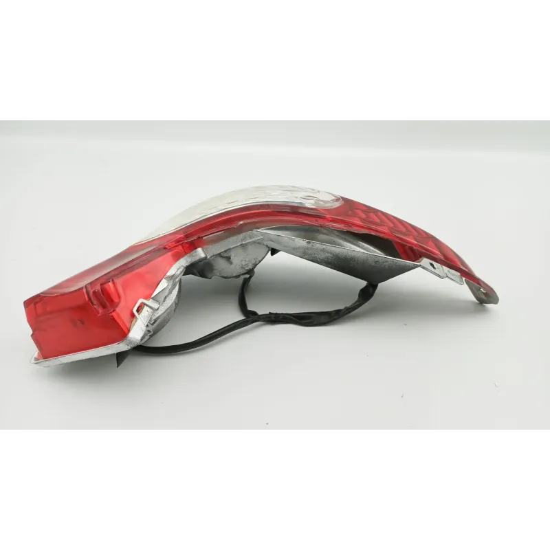 Feu arriere droit HONDA FES 125 S WING ABS 2007 - 2014