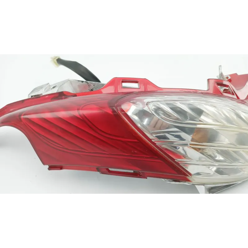 Feu arriere droit HONDA FES 125 S WING ABS 2007 - 2014