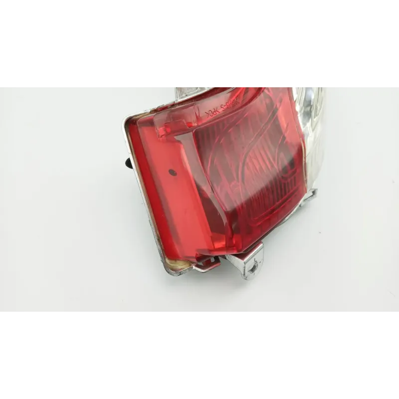 Feu arriere gauche HONDA FES 125 S WING ABS 2007 - 2014
