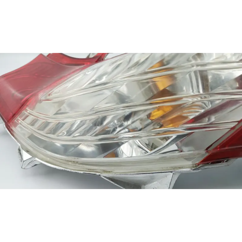 Feu arriere gauche HONDA FES 125 S WING ABS 2007 - 2014