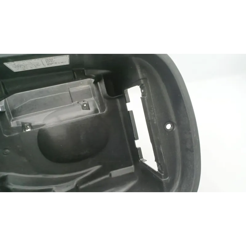 Coffre sous selle HONDA FES 125 S WING ABS 2007 - 2014
