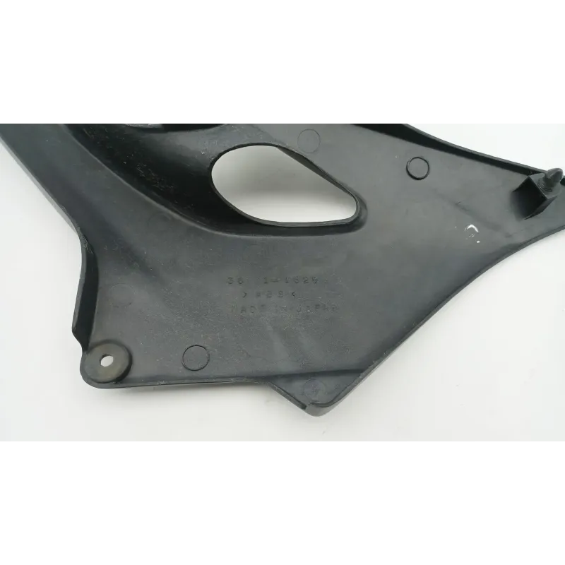 Demi flanc selle gauche KAWASAKI ZR7 750 1999 - 2004