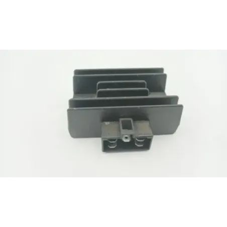 Regulateur charge batterie YAMAHA YBR 125 2005 - 2006